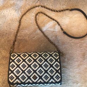 Tory Burch: Robinson woven- leather crossbody